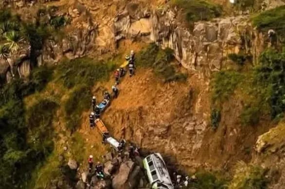 Cap-Vert : au moins 25 morts dont de nombreux jeunes dans la chute d'un bus dans un ravin à Fogo